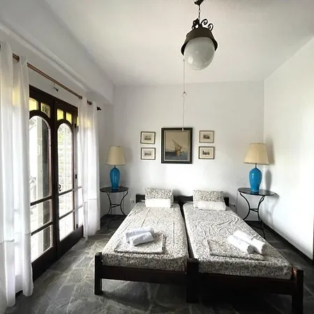 Prázdninový dům Spacious Maisonette On The Eu Blue Of In Sithonia In Greece *